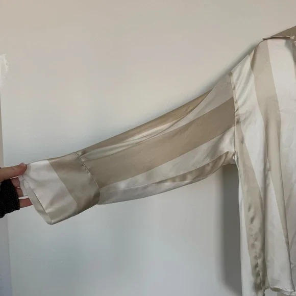 ZARA SATIN OVERSIZED Striped Flowy V-Ndck Button Up SHIRT SAND BEIGE 2562/162 - Picture 10 of 13